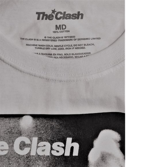 The Clash Smashing Guitar London is Calling rock Official T-Shirt M NWT - Picture 3 of 3
